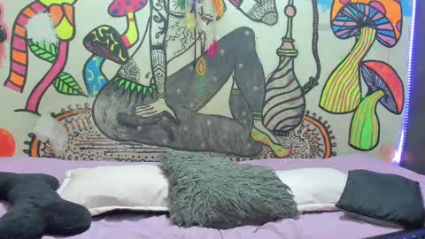 luna_gc online show from September 2025 11:26:01 PM