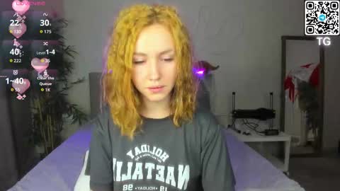 Luna online show from November 2025 12:02:01 AM