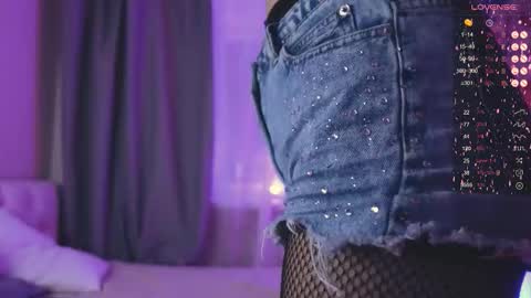 Luna online show from September 2025 06:39:02 AM