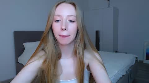 Luna online show from December 2024 02:09:02 AM