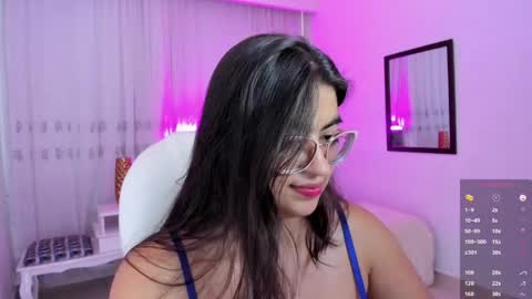 Luna online show from June 2026 07:52:01 PM