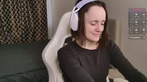 Snapshot of luna_loveeee chatting on September 2025 05:45:02 AM luna_loveeee online show from September 2025 05:45:02 AM