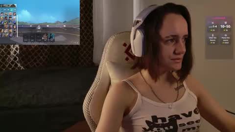 Snapshot of luna_loveeee chatting on October 2025 05:05:01 AM luna_loveeee online show from October 2025 05:05:01 AM