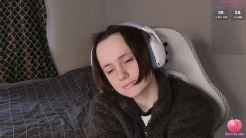 luna_loveeee online show from April 2026 04:43:02 AM