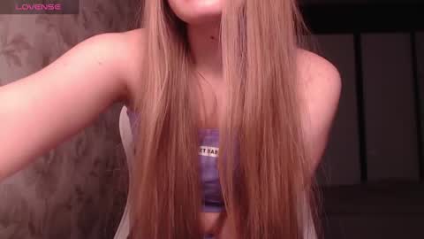 Luna online show from January 2025 02:18:02 AM