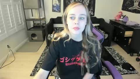 Luna online show from February 2026 02:26:02 PM