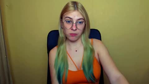 Luna online show from January 2025 11:25:01 AM