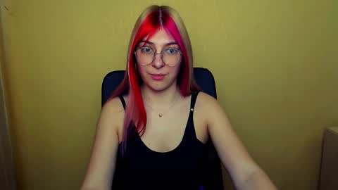 Luna online show from February 2025 09:11:01 AM