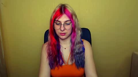 Luna online show from February 2025 09:20:02 AM