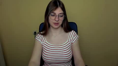 Luna online show from April 2026 09:23:02 AM