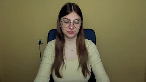 Snapshot of luna_lush_ chatting on April 2026 08:41:01 AM Luna online show from April 2026 08:41:01 AM