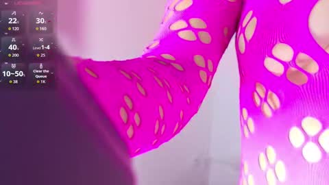   online show from September 2025 10:43:01 PM