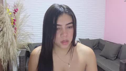 Snapshot of luna_rousse26 chatting on June 2026 02:01:02 PM luna_rousse26 online show from June 2026 02:01:02 PM