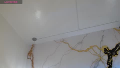 luna online show from November 2025 11:43:01 AM