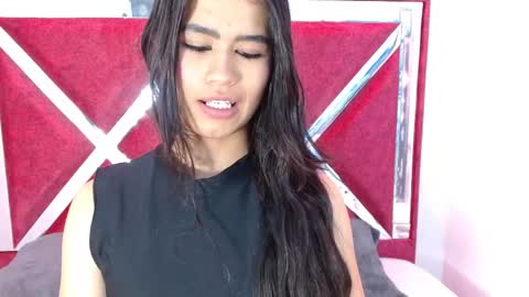 luna_starr69 online show from September 2025 07:25:01 PM