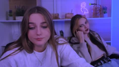 Luna online show from September 2025 07:15:02 PM