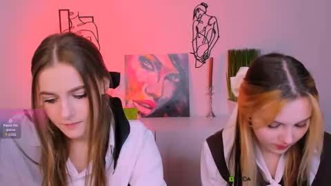 Luna online show from October 2025 07:11:02 PM