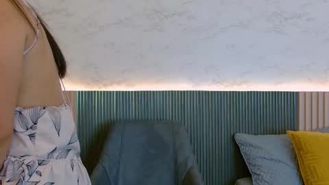 luna_valle online show from October 2025 08:09:01 PM