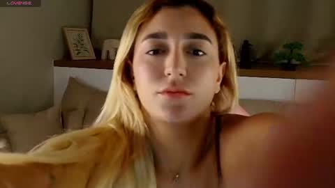 Snapshot of luna_velvvet chatting on June 2026 08:44:02 PM Luna online show from June 2026 08:44:02 PM