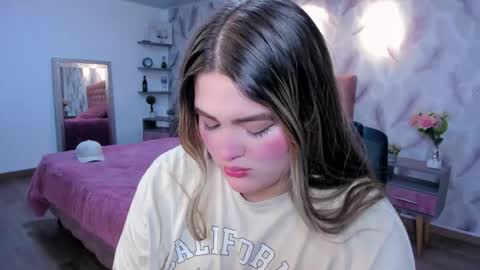  Luna online show from December 2025 03:15:02 AM