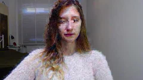 L U N A  online show from October 2025 05:51:02 AM