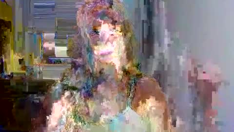 L U N A  online show from October 2025 07:05:02 AM