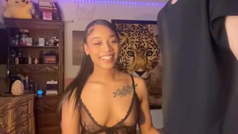 lunaa_11 online show from December 2024 06:54:01 AM