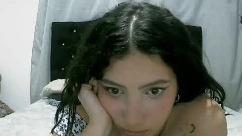 lunaa_sub online show from February 2025 04:07:01 AM