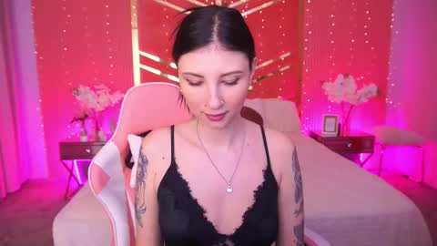 lunaamay online show from March 2026 07:24:01 AM