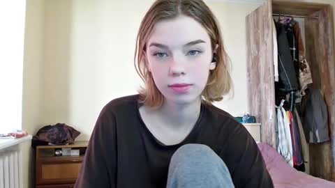 Snapshot of lunaastar_ chatting on December 2024 12:33:02 PM lunaastar_ online show from December 2024 12:33:02 PM