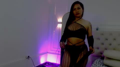 lunabella_212 online show from November 2025 03:13:02 PM