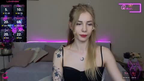 Snapshot of lunabelli chatting on June 2026 07:03:02 AM LunaBelli online show from June 2026 07:03:02 AM