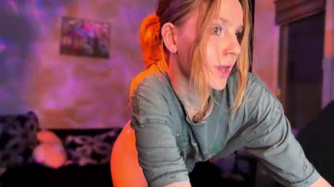 Britney online show from November 2025 01:31:01 AM