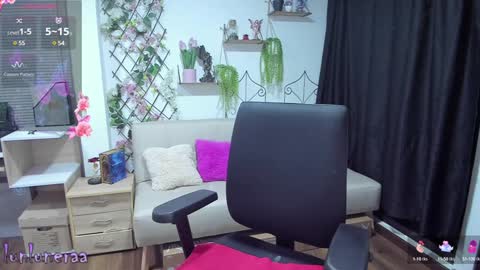 Luna online show from February 2025 02:40:02 AM