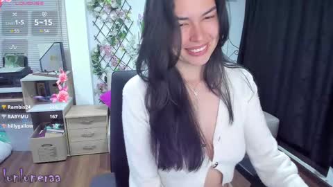 Luna online show from February 2025 09:22:02 AM