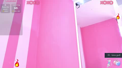 lunagudis online show from April 2026 03:17:02 PM