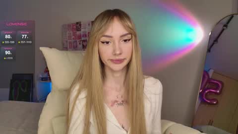 Luna online show from November 2025 01:58:02 AM