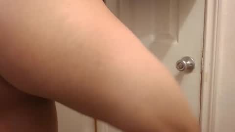 lunaisgod online show from January 2025 07:45:01 AM