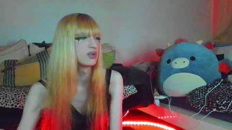 You can call me Luna 3 online show from January 2026 12:35:01 AM