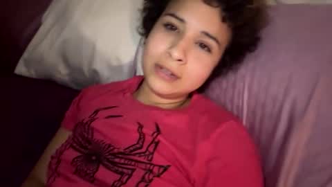 lunaloopzz online show from April 2026 02:26:02 AM