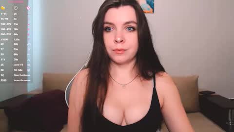 Luna online show from September 2025 01:02:01 PM