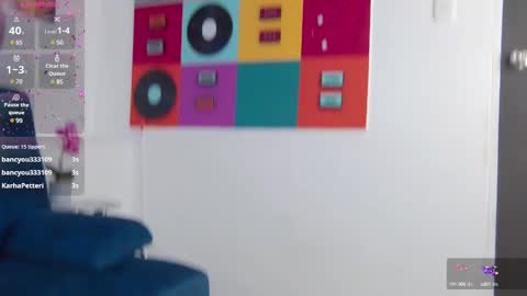 Luna online show from December 2024 04:57:01 PM