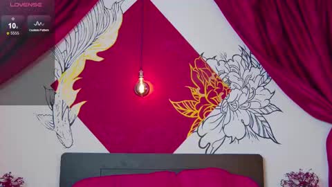 Luna online show from September 2025 08:09:02 PM