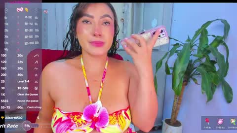 Luna  online show from April 2026 12:46:02 AM