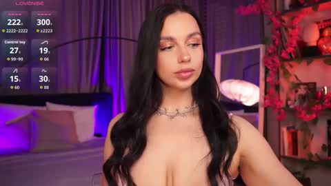 Luna  next streams Mon Fri Sat Sun 8pm-5am gmt0 online show from September 2025 08:41:01 PM