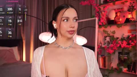 Luna  next streams Mon Fri Sat Sun 8pm-5am gmt0 online show from September 2025 08:24:01 PM