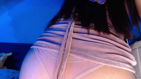 Julieth  online show from March 2026 06:02:02 PM