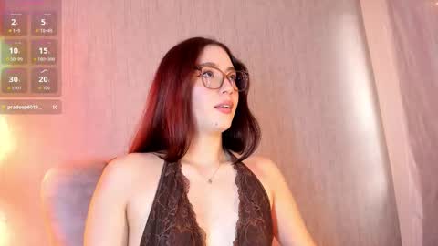 Luna  online show from March 2026 06:46:01 PM