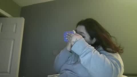 lunar_nightstar online show from October 2025 10:45:02 PM