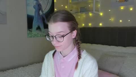 Sofia online show from March 2025 03:09:02 PM